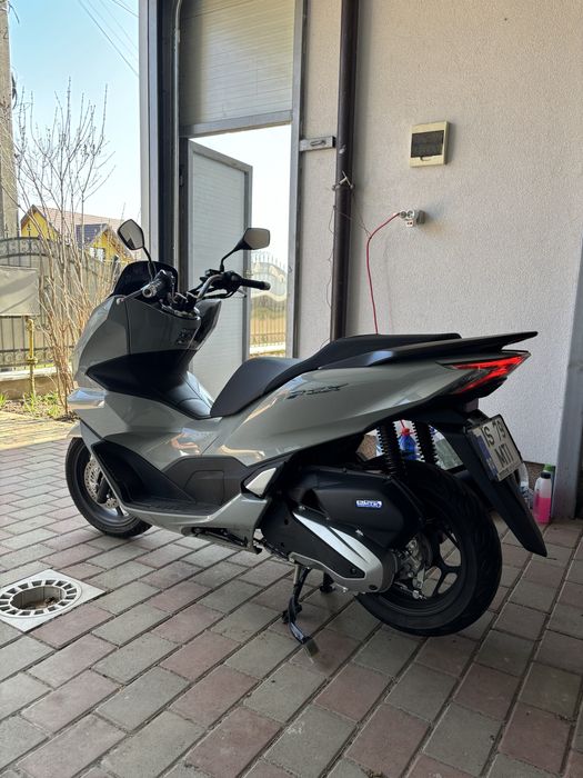 Scuter Honda PCX 125cc 2024 categoria B nou