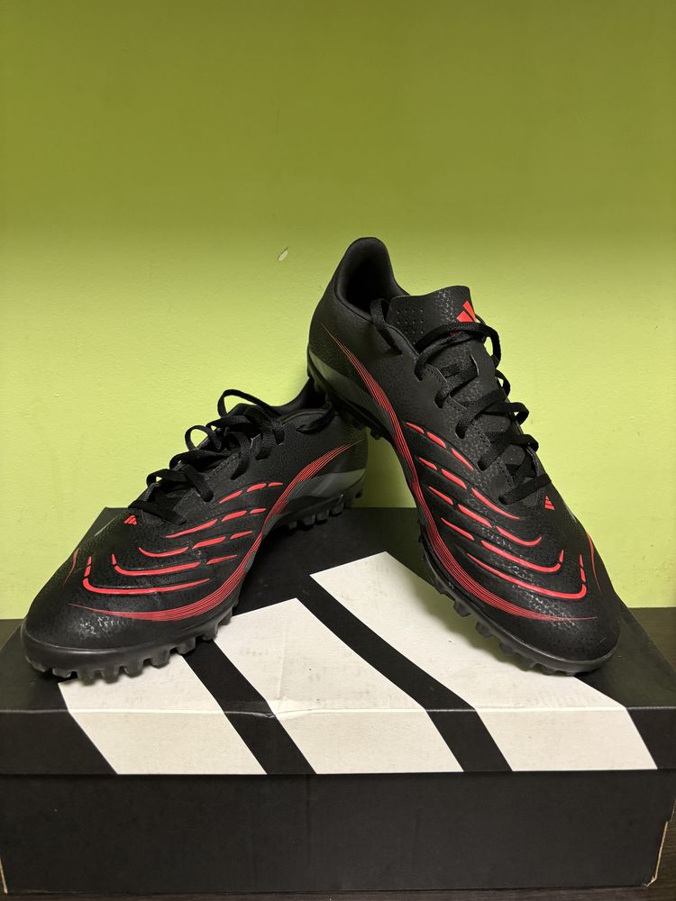 Adidas PREDATOR CLUB TF - стоножки за изкуствено