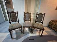 Мягкие комфортные стулья