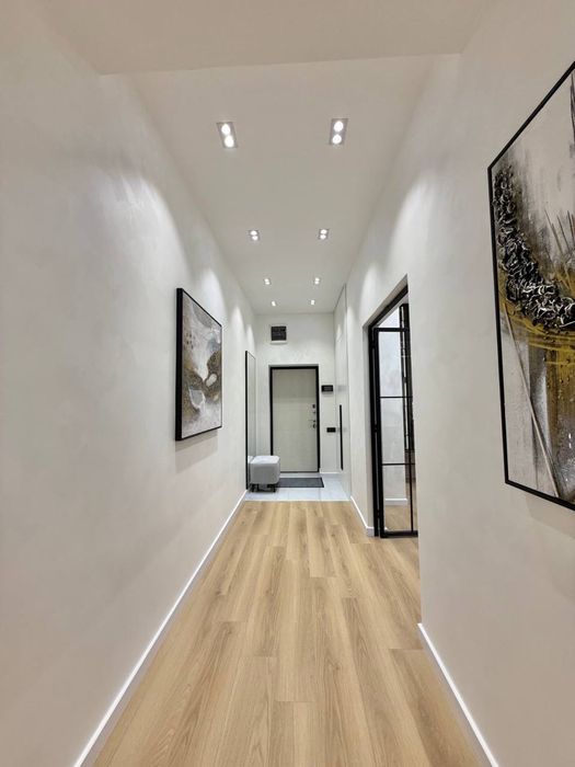 Срочно продается 3хком в центре Яккасарай