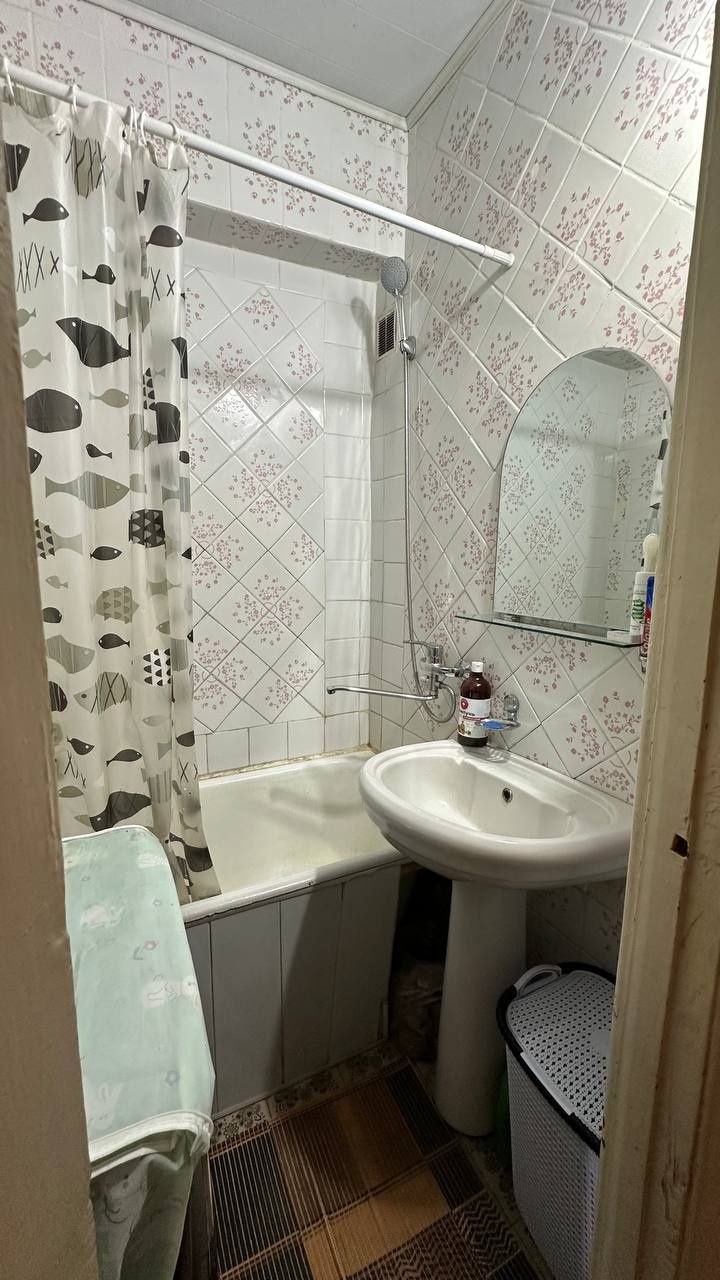 Продаётся 3-х комнатная квартира Ц-5