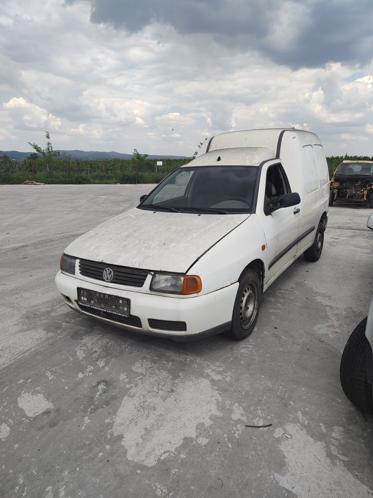 Dezmembrez VW Caddy