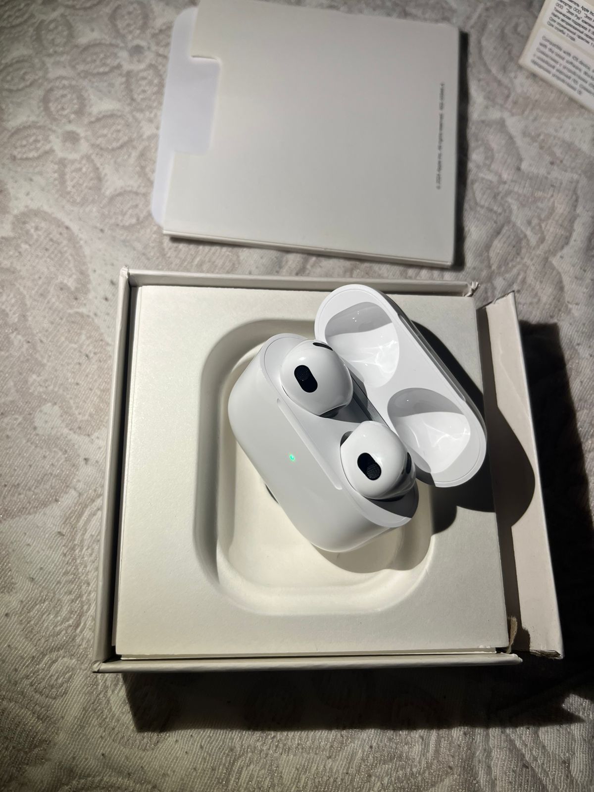 airpods сатылады