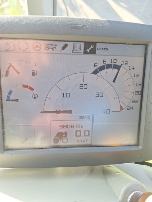 Claas lexion 670 Montana 4x4 c 6.60m