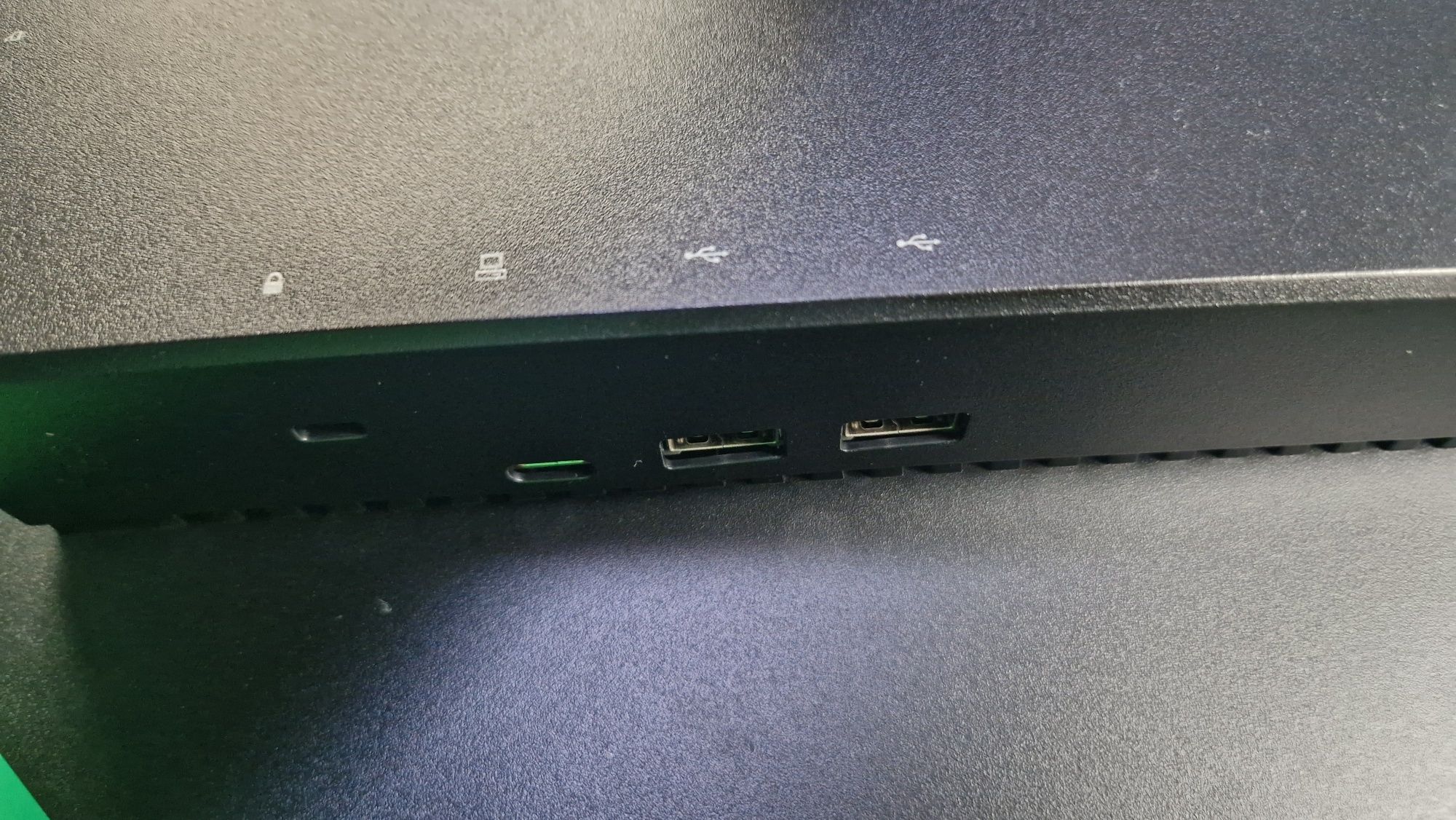 Монитор HP OMEN 27C