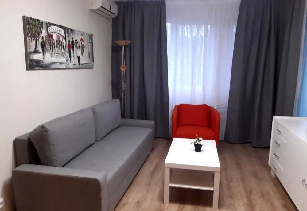 Дава се под наем Двустаен апартамент в Пловдив, Изгрев - 64 кв.м за 239.7 € - Снимка #1