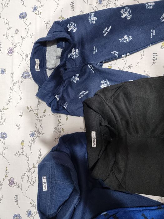 Pantaloni sinsay 104(3-4 ani)