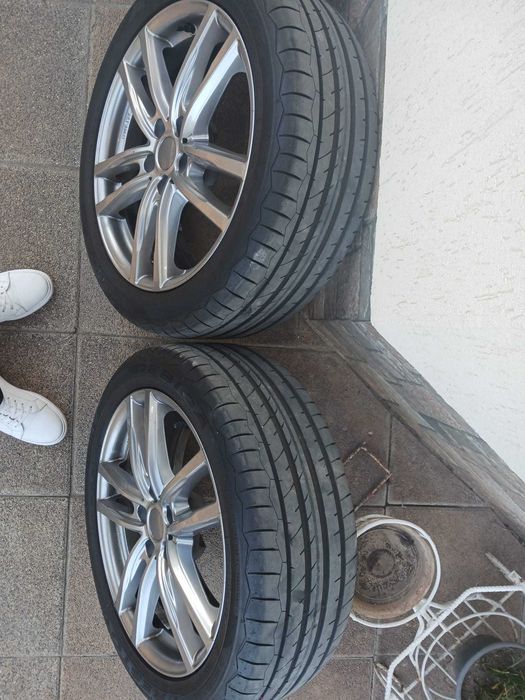 Roti complete de vara R18 - VAG