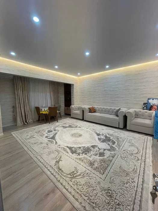 Б4 Сдаётся квартира 2/2/9 на Мирзо-Улугбекский ор-р Максим Горький KFC