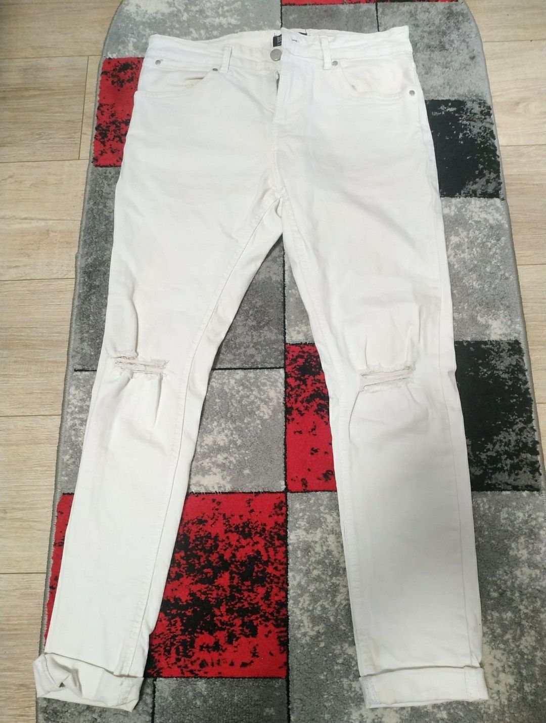 URGENT! pantaloni/blugi impecabili