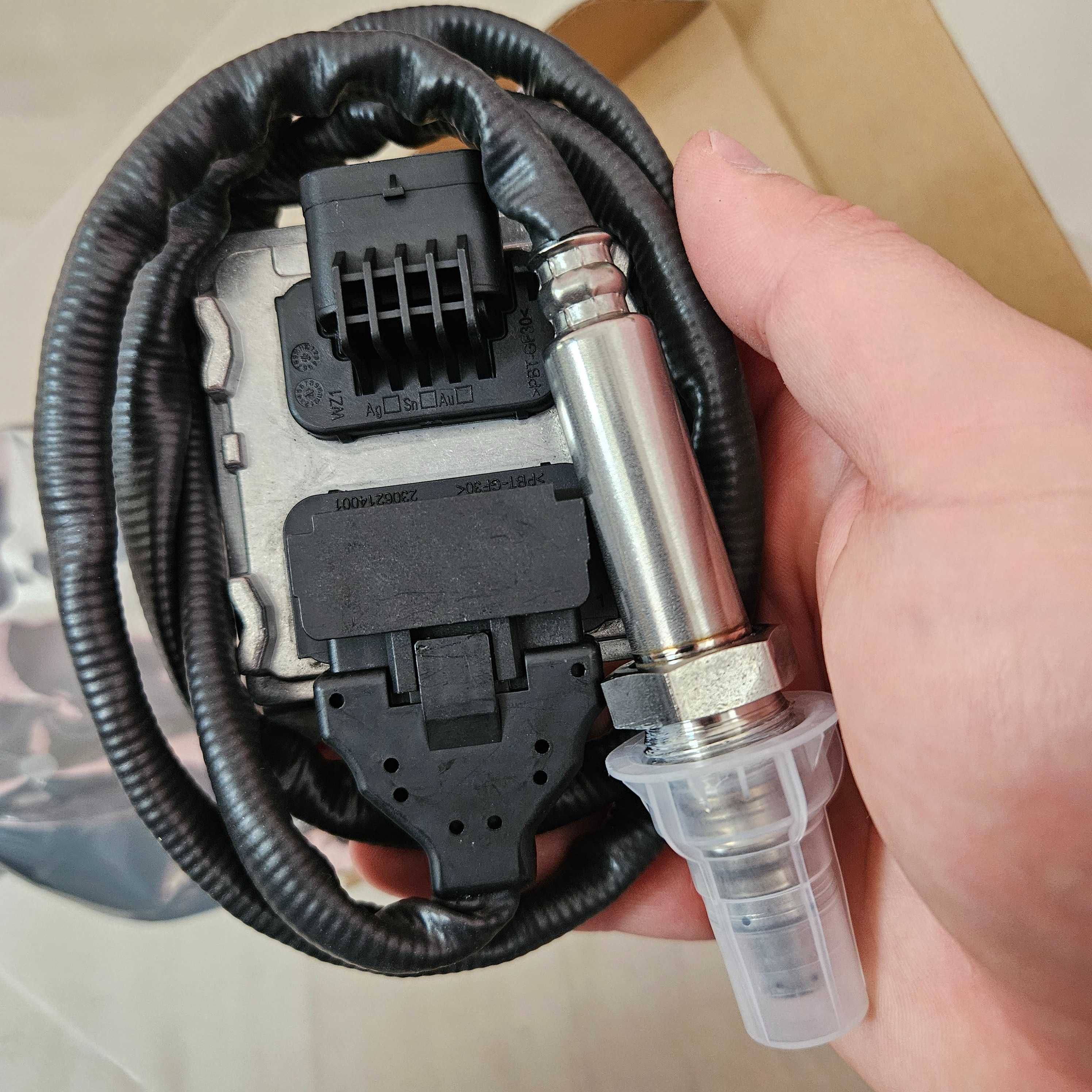 НОВ Mercedes-Benz NOX sensor (AdBlue) made in Germany 480ЛВ. С ДДС