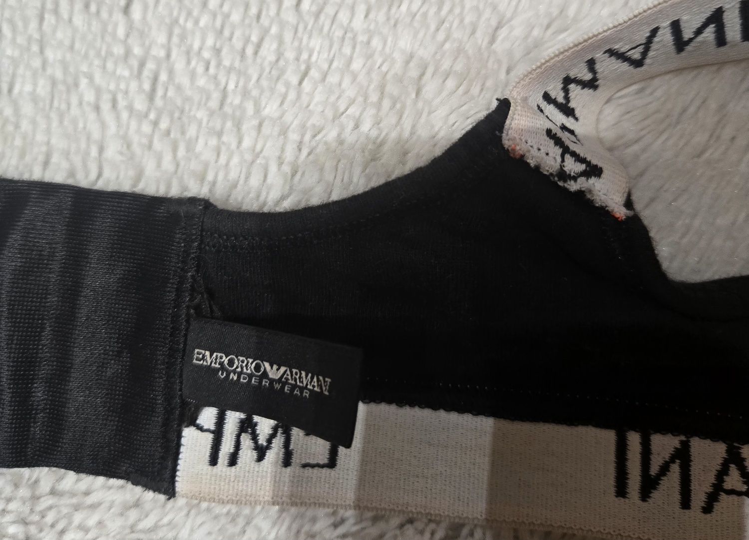 Сутиени Emporio Armani, Triumph,Tommy Hilfinger