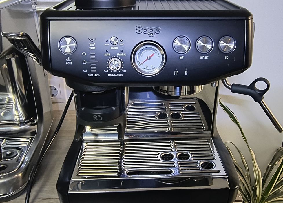 Mașină de cafea cu pârghie SAGE SES876BTR