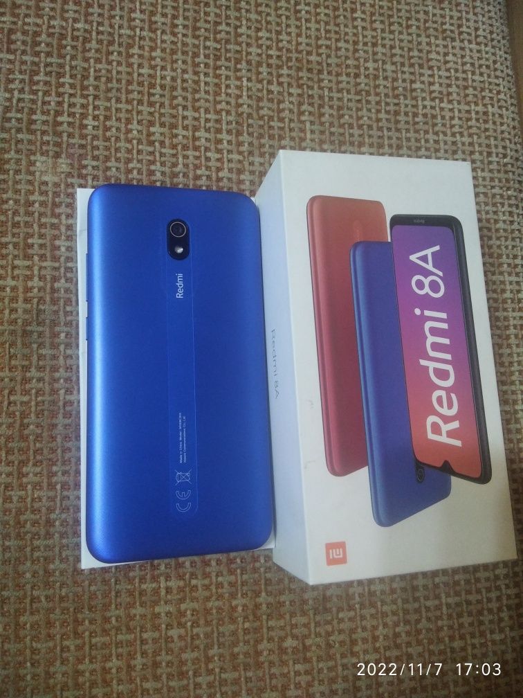 Продам телефон Redmi8A