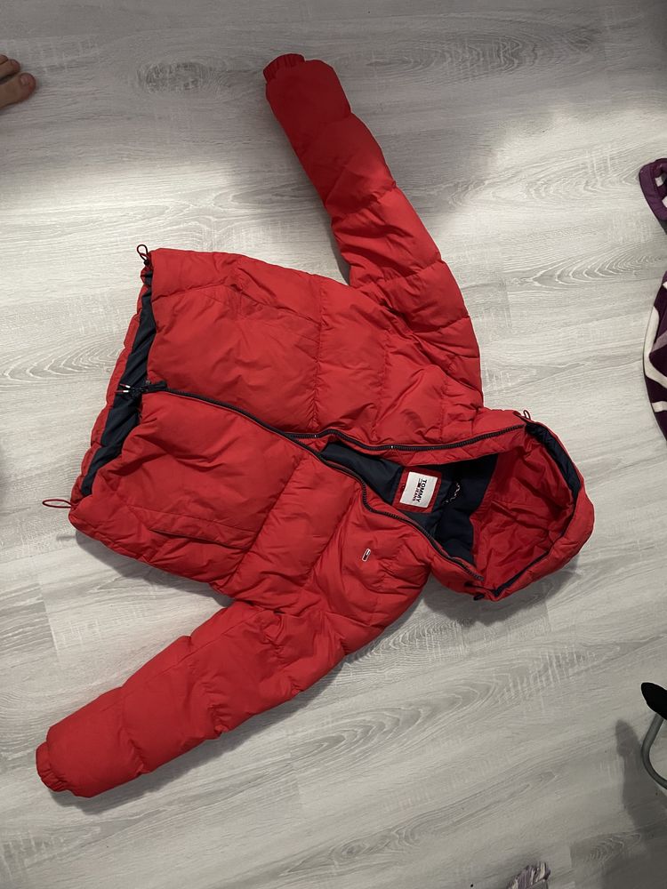 Geaca tommy puffer rosu S