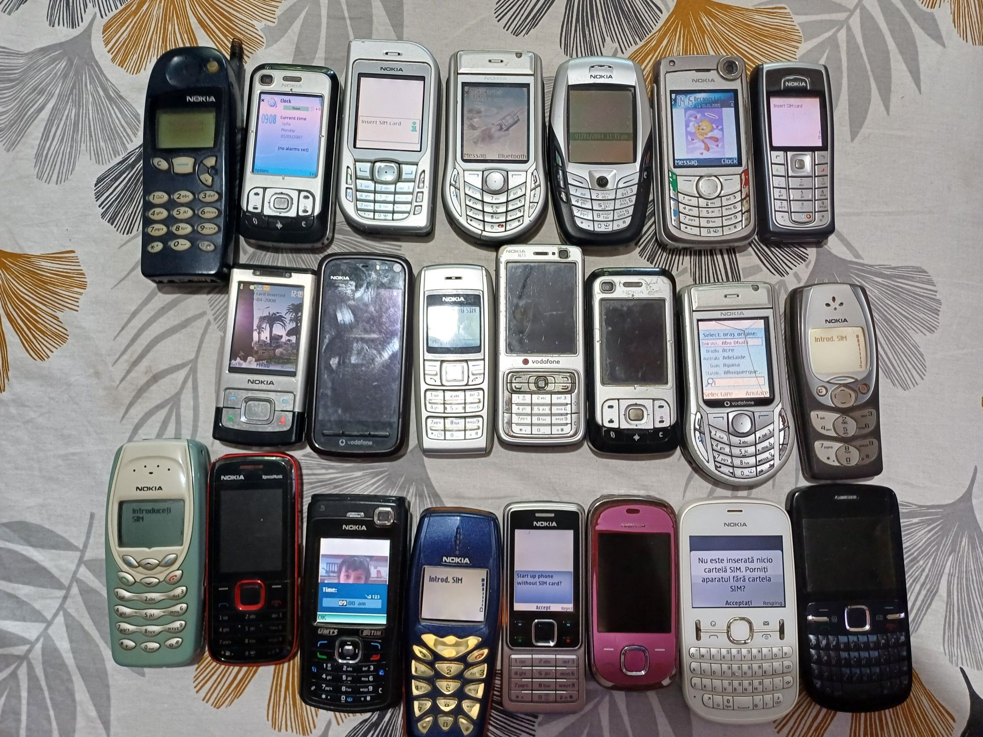 Vand colectie telefoane