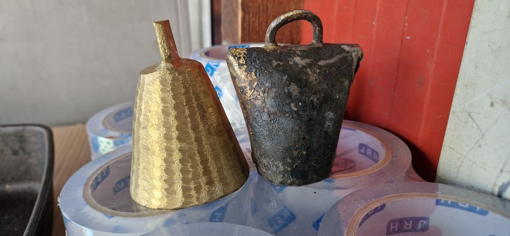 Clopoti din alama 5-7 cm  15 bucati