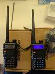 Stații walkie-talkie Baofeng UV-5r, disponibile două bucăți noi, full