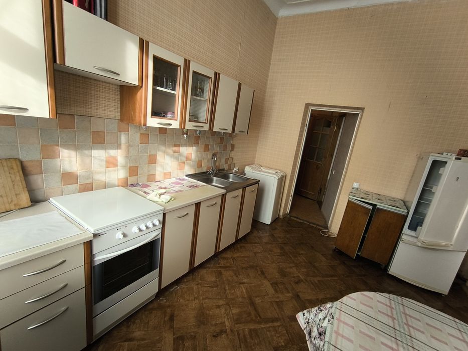 Квартира ГЭС рядом парк.центр.1 этаж