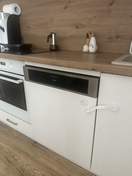 Masina spalat vase Whilpool 6th Sense