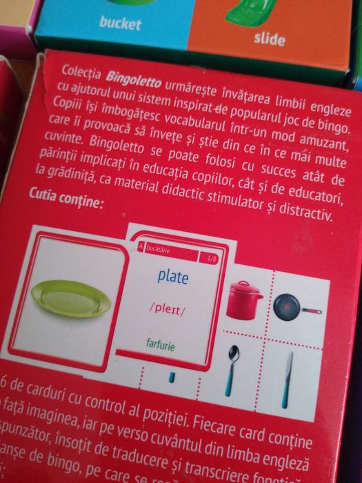 Pachete cu 56 de carduri fiecare pachet de învățat limba engleza