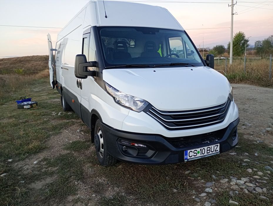 Debarasări locuințe cu manipulanți Reșița, mutări de domicilu,relocări