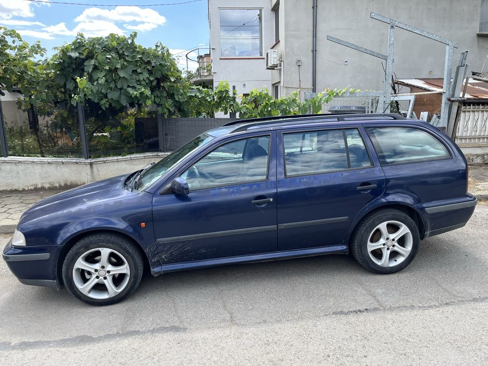 Skoda Octavia 1.6i ГАЗ