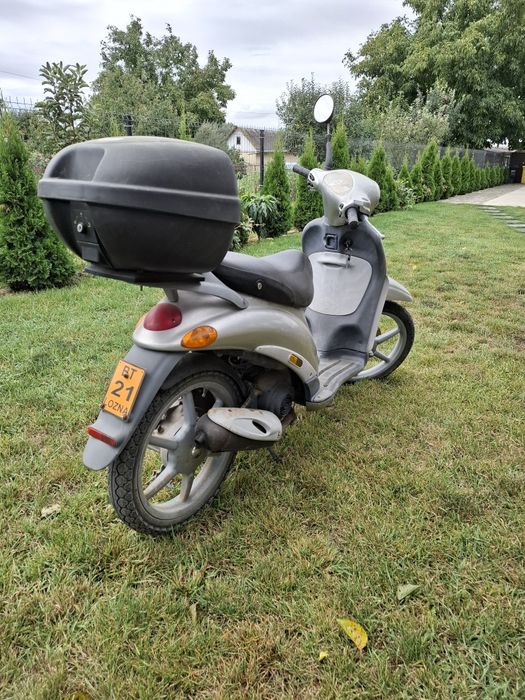 Vand scuter Piaggio Liberty urgent!!!