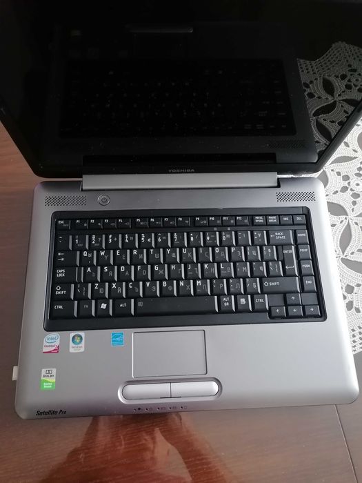 лаптоп Toshiba Satellite Pro A300 за части