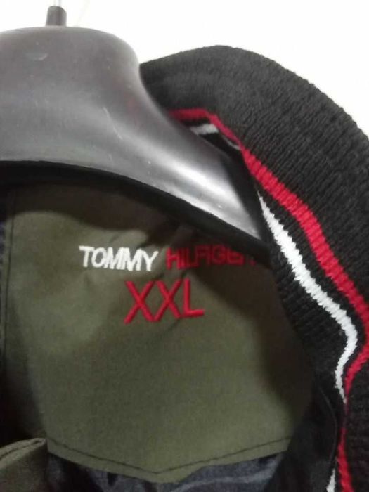 Geaca tommy hilfiger noua