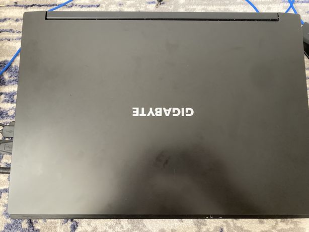 Ноутбук Gigabyte G5