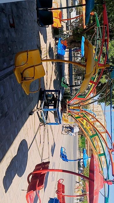 Детские аттракционы