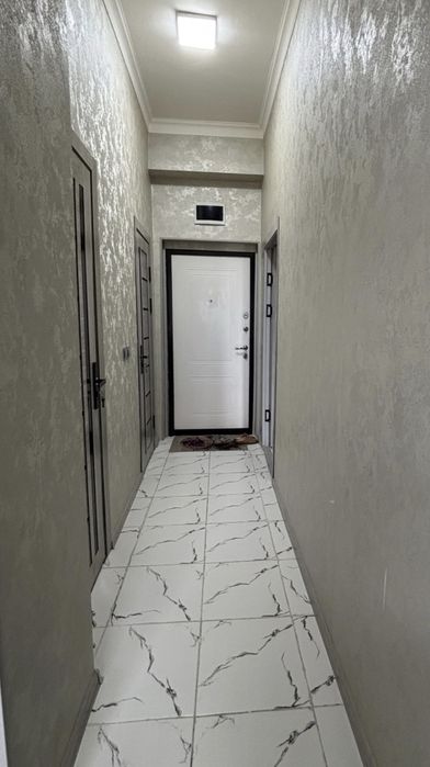 Юнусабад 4 квартал. Продается квартира 1/10/11