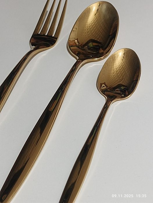 Набор столовый,  золотистый..