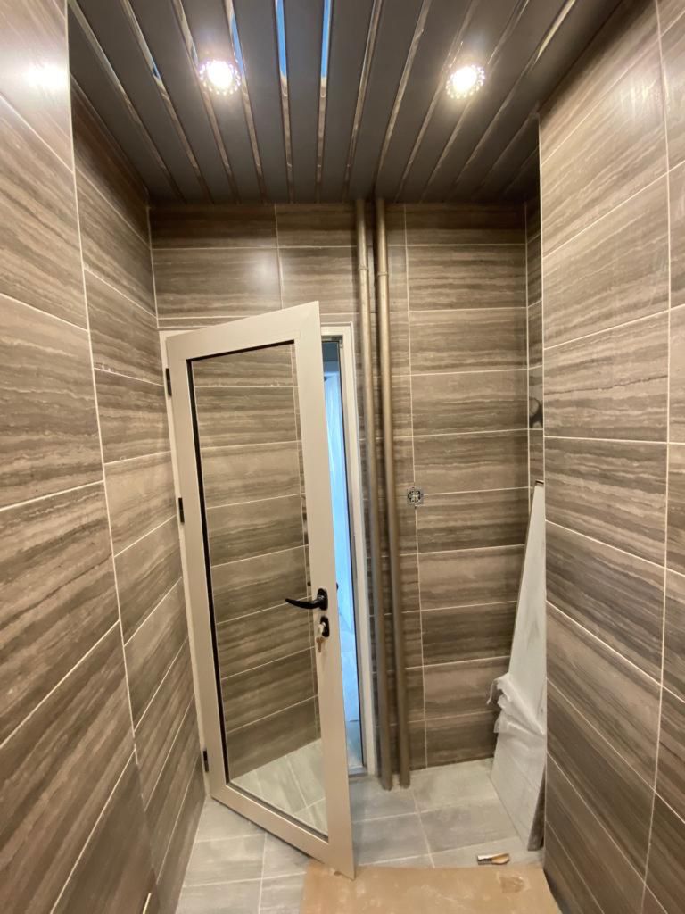 Дава се под наем Тристаен апартамент в Враца, Квартал 103 - 85 кв.м за 99450 € - Снимка #19