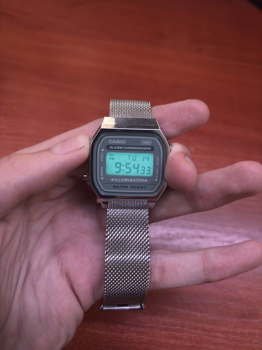 Casio A168WA-3AYES + Подарък метална верижка