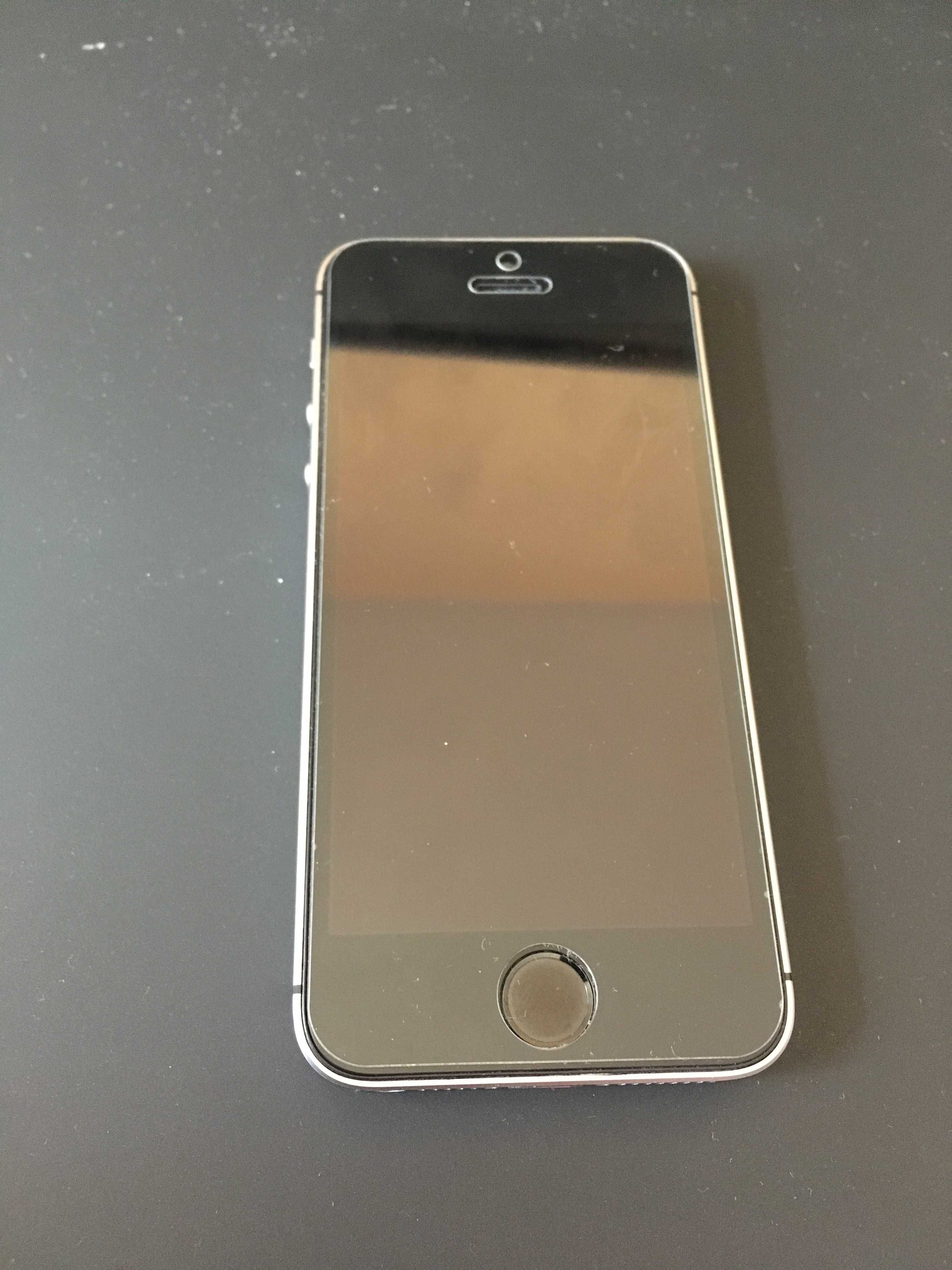 iPhone SE 2016, 64GB