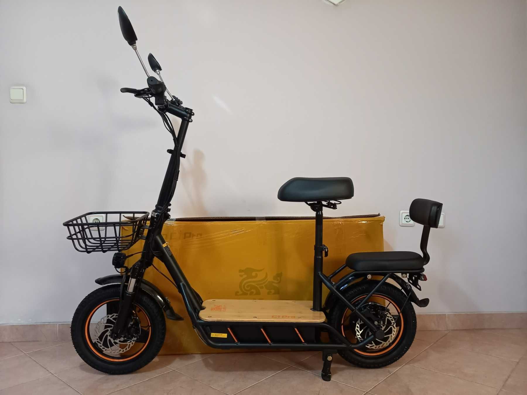 Електрически скутер/тротинетка със седалка KuKirin C1 PRO 500W 26AH