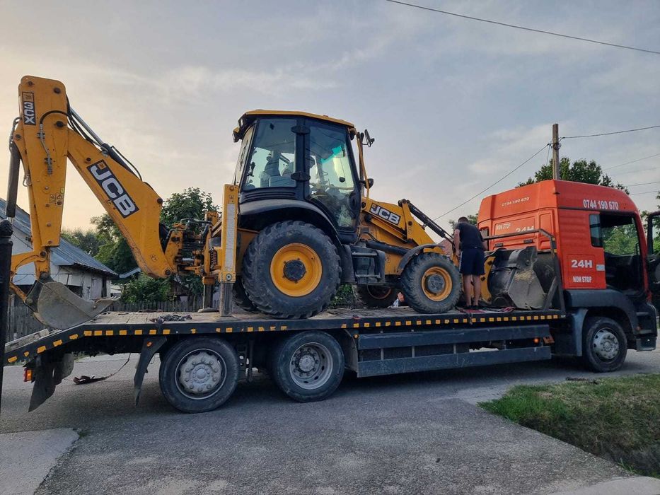 Buldoexcavator JCB 3CX  2020