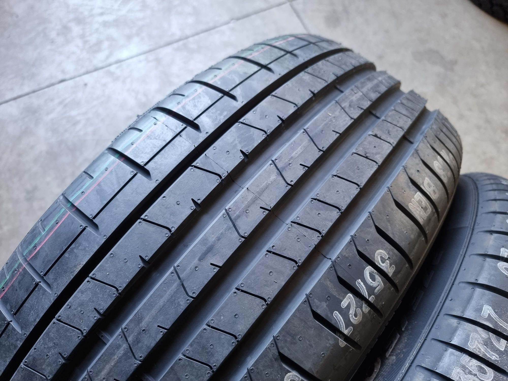 275/50/20 PIRELLI 2бр