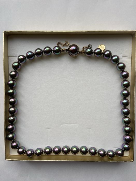 Coiier de perle oroginal designer Majorica