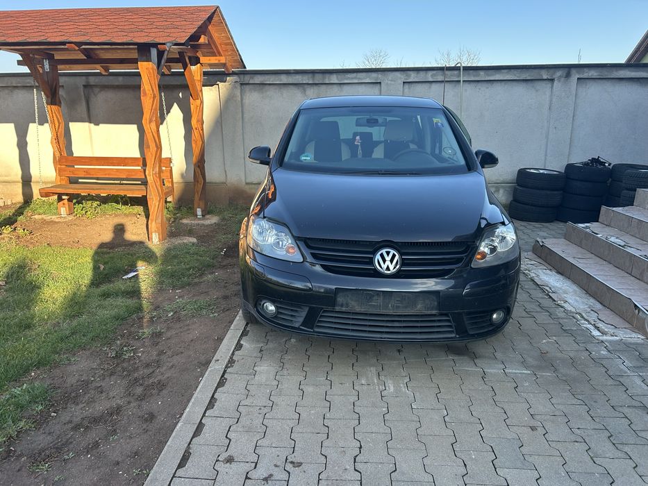 Dezmembrez VW Golf 5 Plus