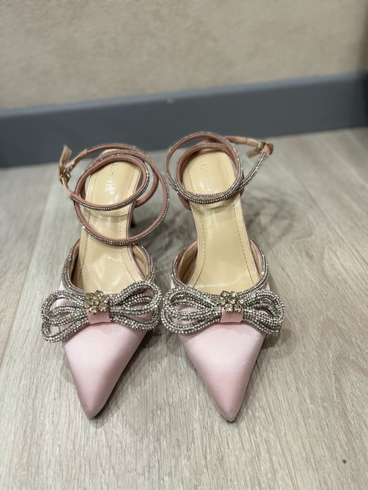 Туфли продаю вск в хорошем состоянии