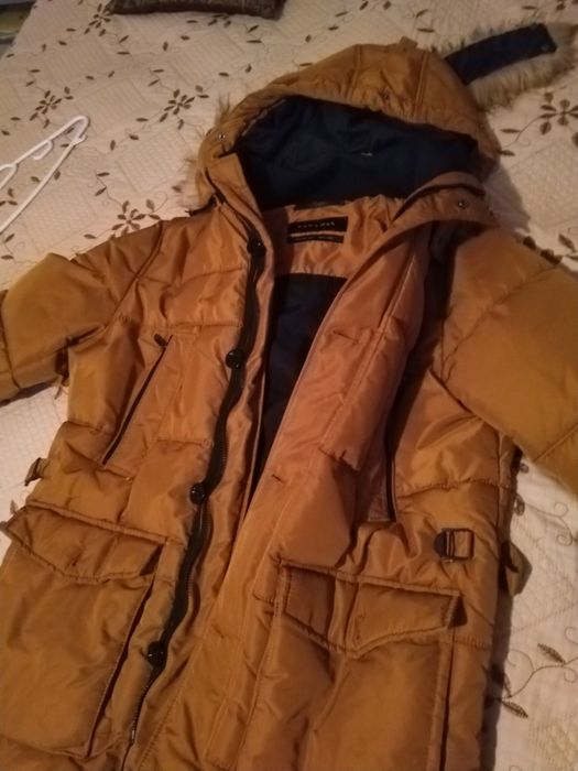 Haina de iarna Zara man ca noua