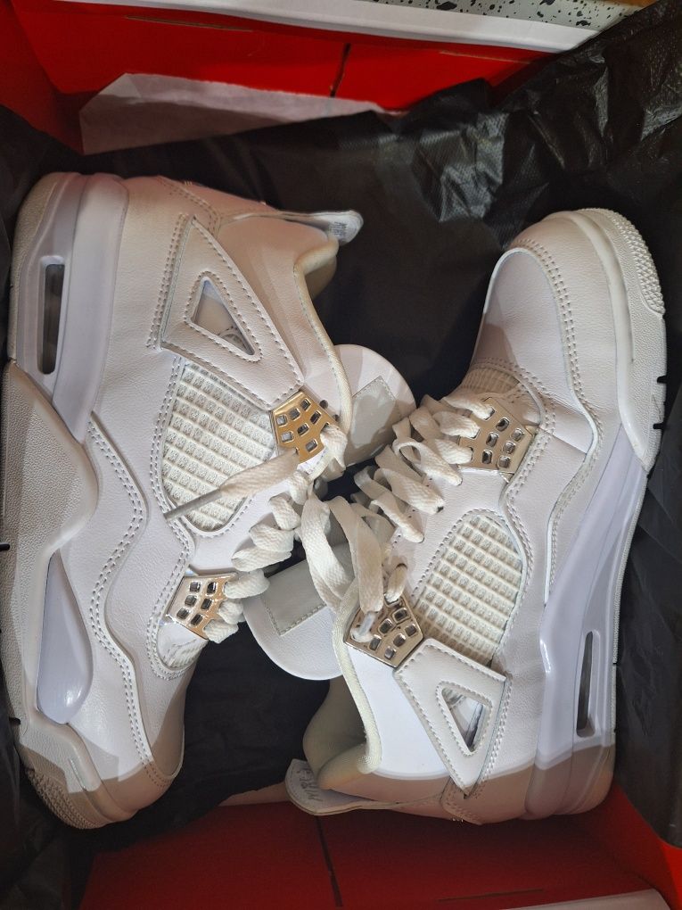 Jordan 4 pure money