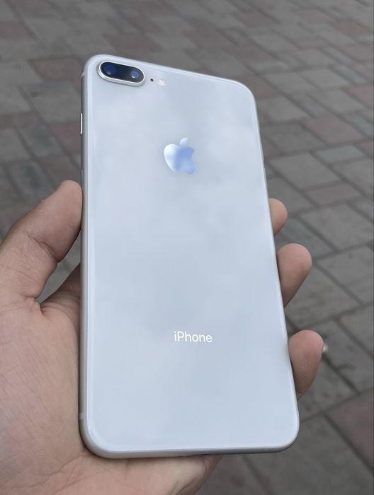 Iphone 8+ 64гб продам все работает