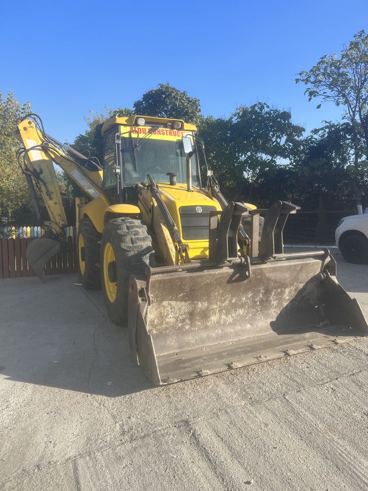 Vand buldoexcavator New holland LB 115