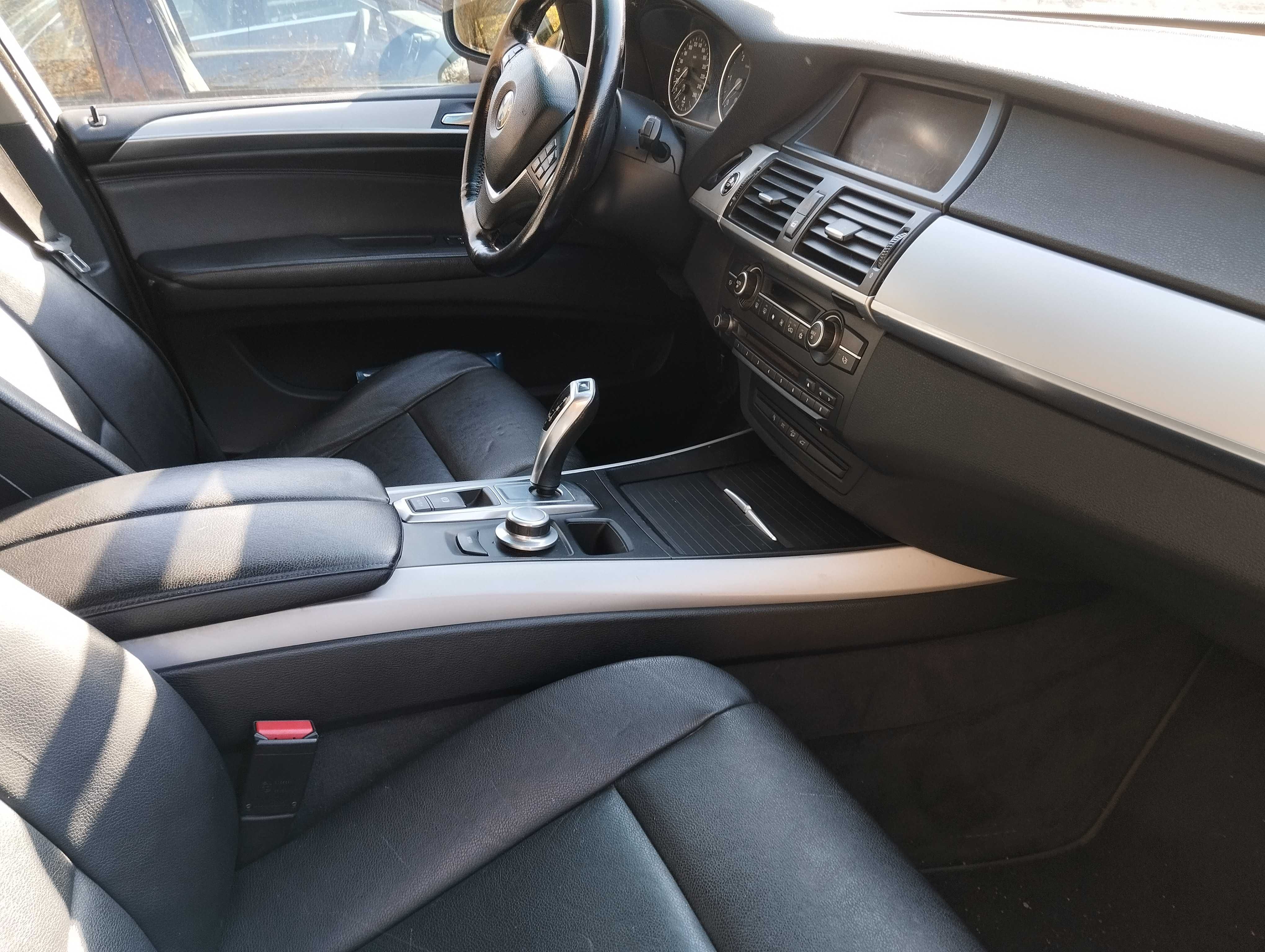 Продавам BMW IS X5