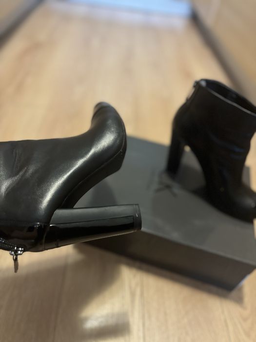 Боти ня ток calvin klein