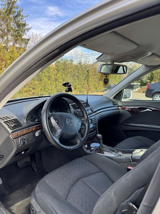 Vand Mercedes-Benz E Class 220CDI